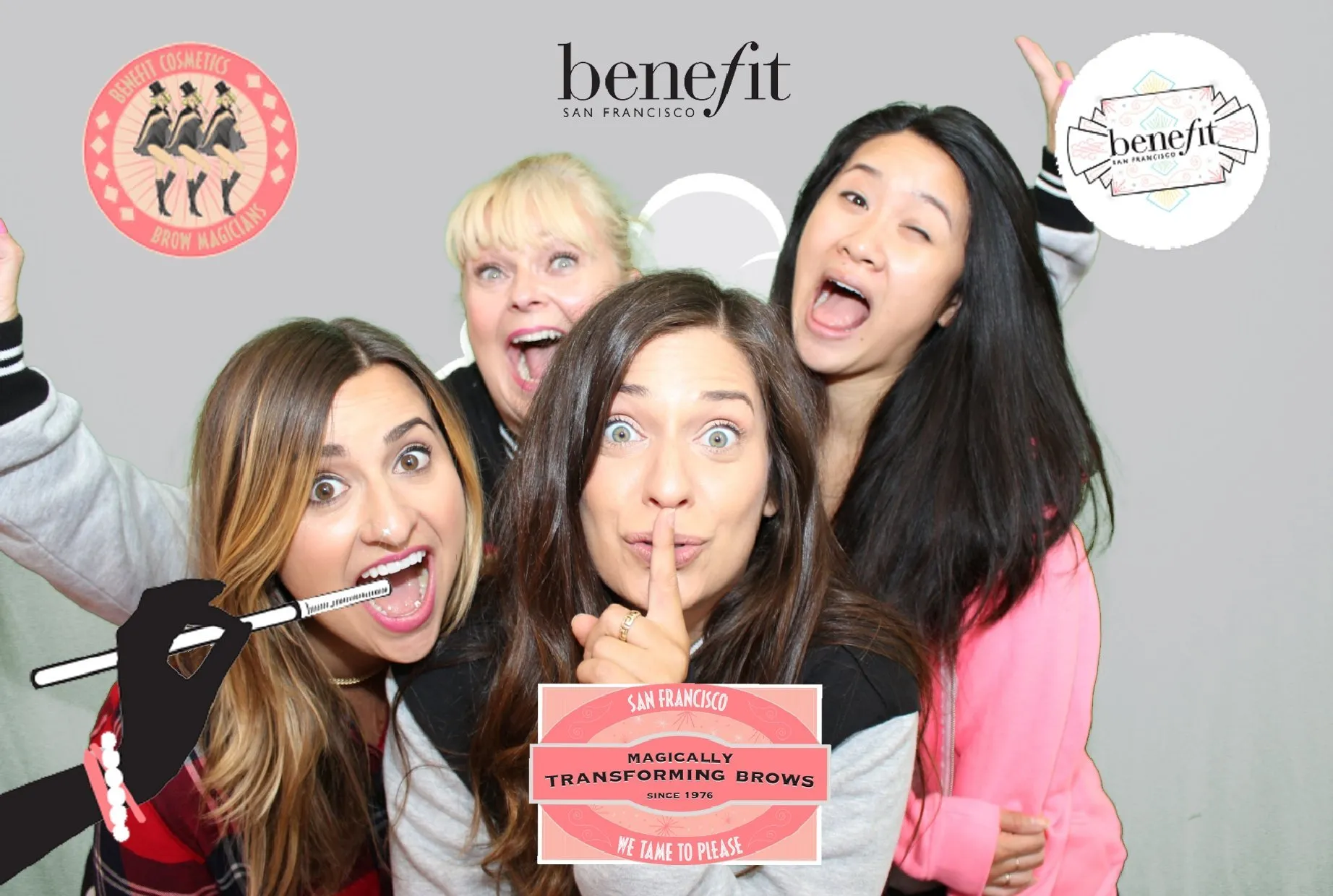 Guests with their printed flipbooks